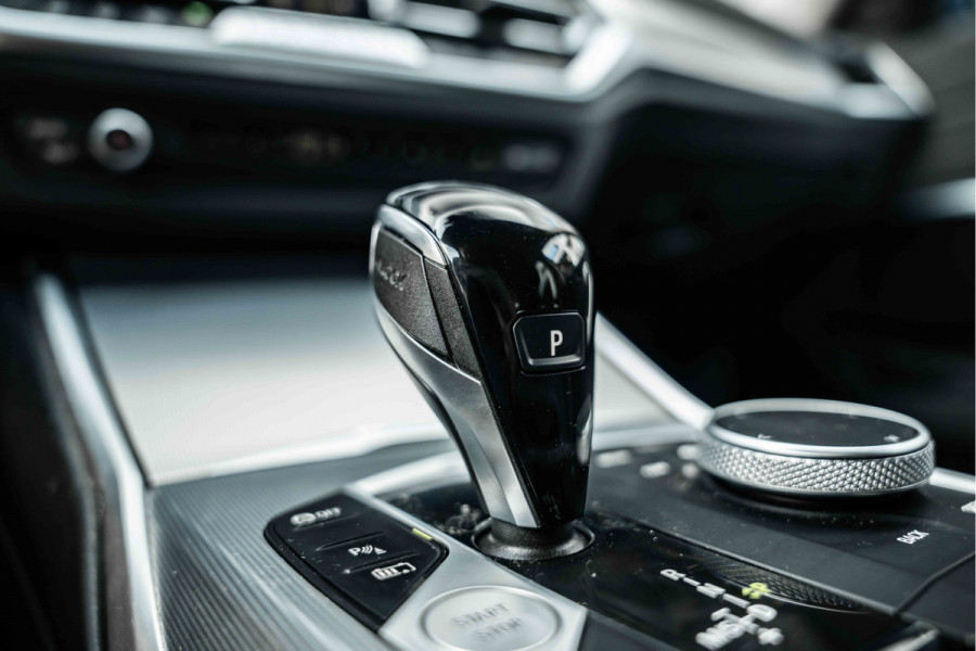 BMW 3 Serie Touring 320e Business Edition Plus | Sportstoelen Leder