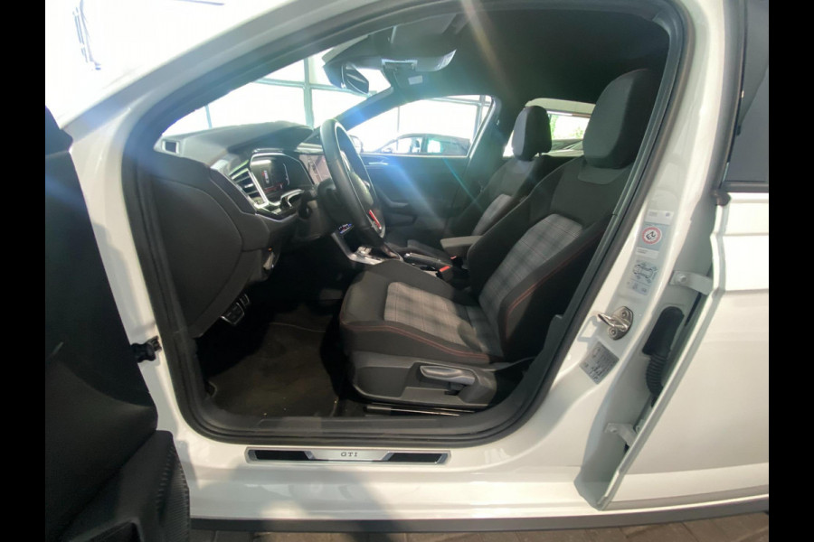 Volkswagen Polo Volkswagen Polo - 2.0 TSI GTI 207PK DSG VIRT.COCKPIT/IQ-LED/ADAP.CRUISE/STOELVERW / Park.Assis