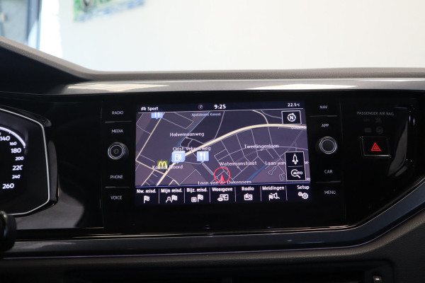 Volkswagen Polo 1.0 TSI Highline R-line Adaptive-Cruise Navigatie 17'Lmv 24 maanden garantie mogelijk (*vraag naar de voorwaarden)