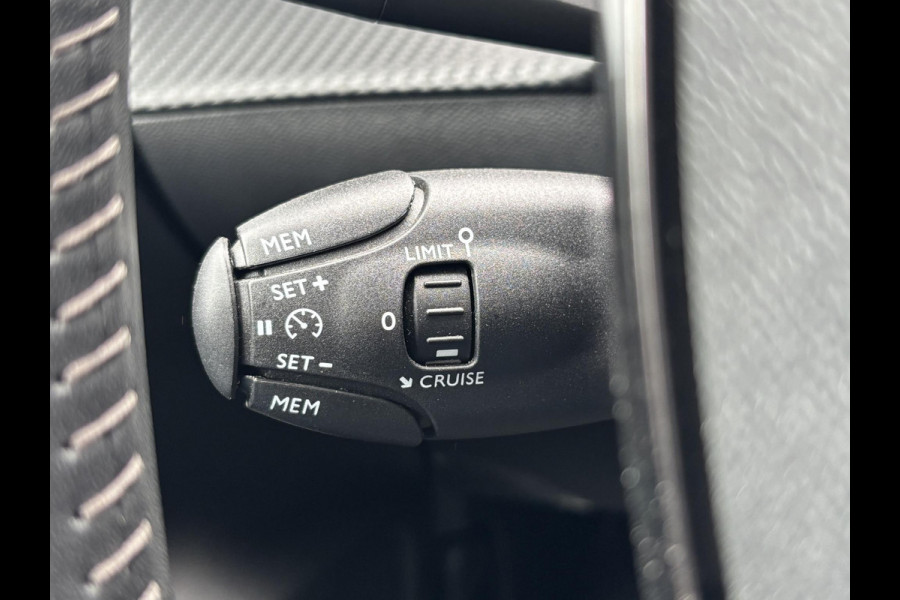 Peugeot 208 1.2 PureTech Allure Pack 100pk | Rijklaar geleverd incl 12 maanden BOVAG garantie! |