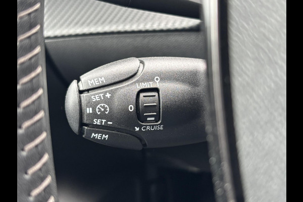 Peugeot 208 1.2 PureTech Allure Pack 100pk | Rijklaar geleverd incl 12 maanden BOVAG garantie! |