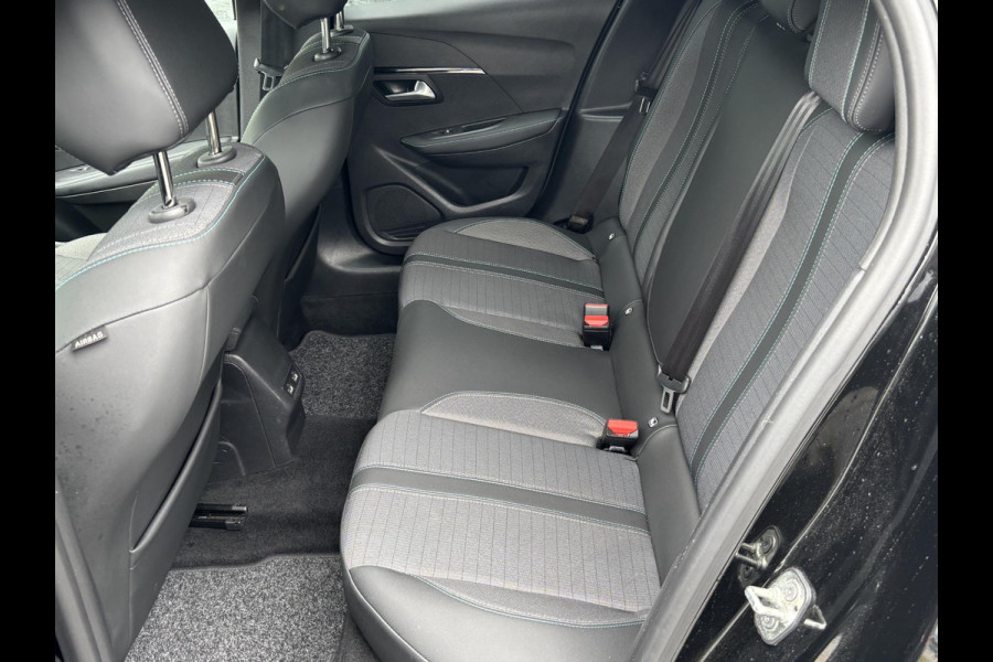Peugeot 208 1.2 PureTech Allure Pack 100pk | Rijklaar geleverd incl 12 maanden BOVAG garantie! |