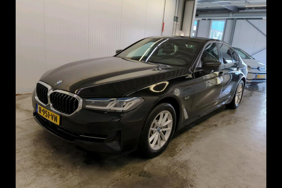 BMW 5 Serie 530e Aut. Business Ed. | BMW Laser | 360 Camera | Leder |