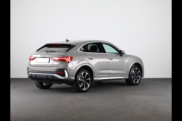 Audi Q3 Sportback 45 TFSI e S Edition 245 pk S-tronic | SoH 97% | Navigatie | Parkeersensoren | Achteruitrijcamera | Adaptieve cruise control | Stoelverwarming | S-Line |