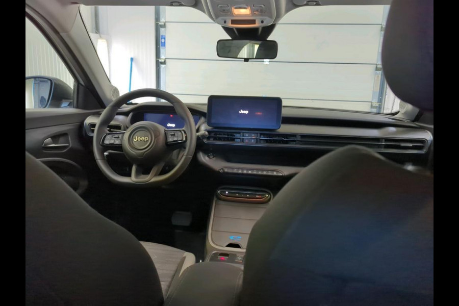 Jeep Avenger Longitude 54 kWh | Navi | Carplay | Stoelverwarming |