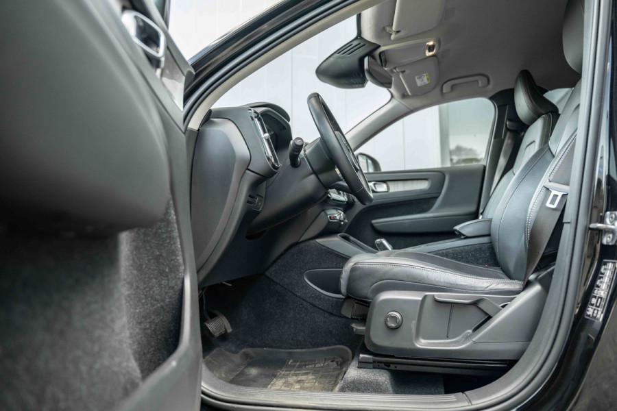 Volvo XC40 2.0 B4 Inscription 198PK | Sporstoelen leder | Harman Kardon