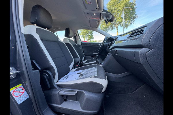 Volkswagen T-Roc 1.5 TSI Sport AFN TREKHAAK / CAMERA / VIRTUAL COCKPIT / WARNING SPOTS / ADAPT CRUISE / ELEKTR KLEP / 150PK / PDC