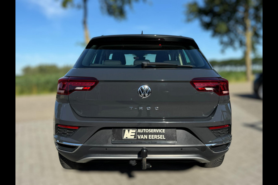 Volkswagen T-Roc 1.5 TSI Sport AFN TREKHAAK / CAMERA / VIRTUAL COCKPIT / WARNING SPOTS / ADAPT CRUISE / ELEKTR KLEP / 150PK / PDC