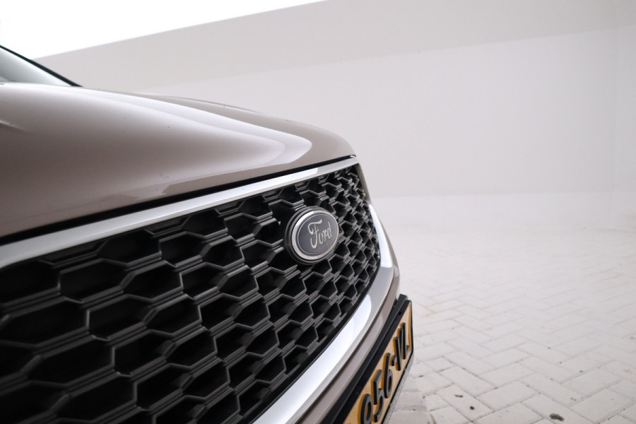 Ford Kuga 1.5 EcoBoost Vignale Leer, Stoelverwarming, Automaat, Camera