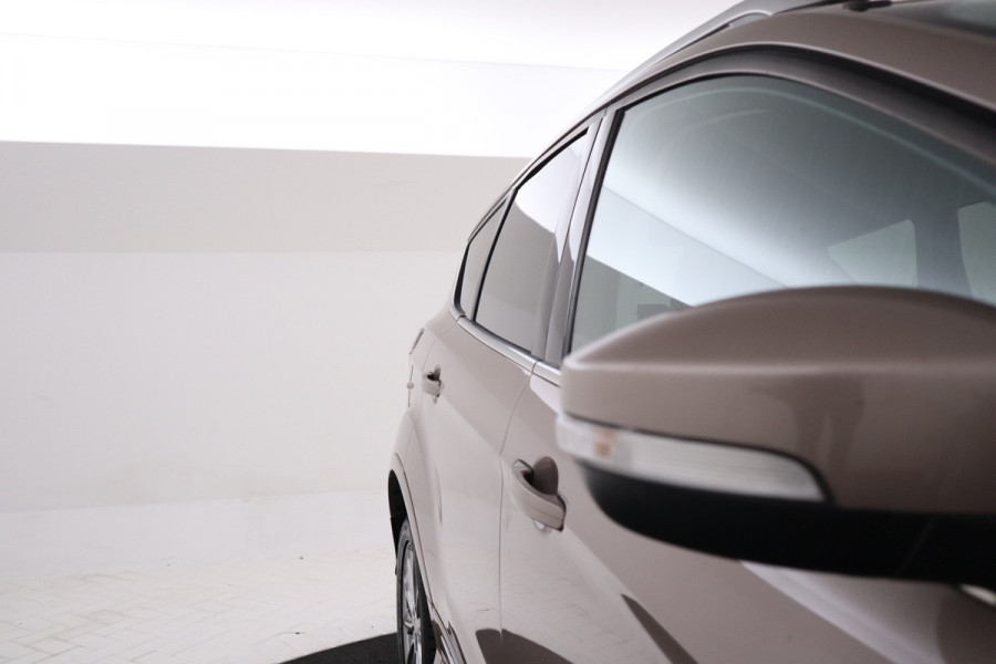 Ford Kuga 1.5 EcoBoost Vignale Leer, Stoelverwarming, Automaat, Camera
