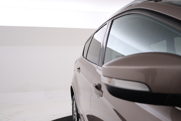 Ford Kuga 1.5 EcoBoost Vignale Leer, Stoelverwarming, Automaat, Camera