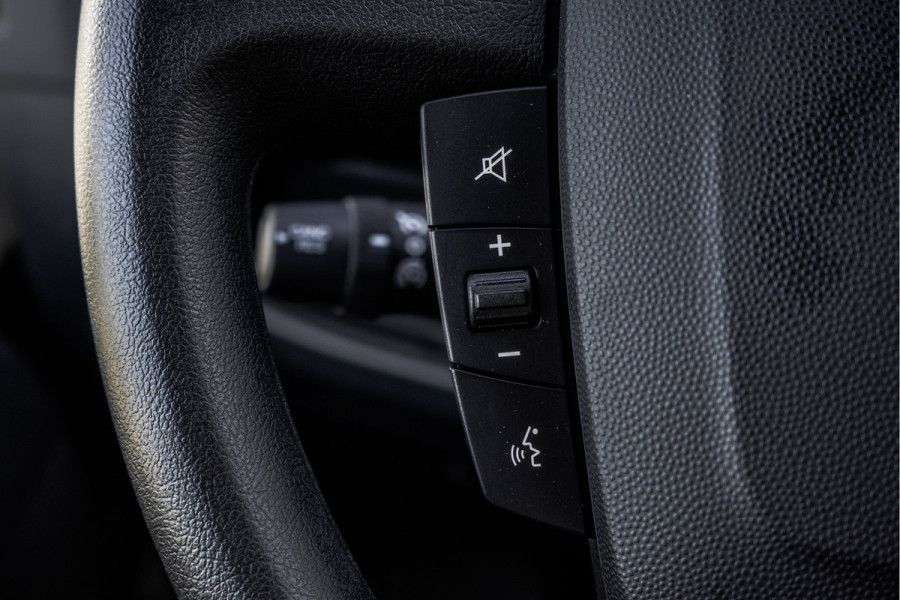 Peugeot Boxer 330 BlueHDi | Camera | Navigatie | Cruise | Airco | PDC | Euro 6