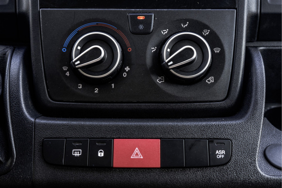 Peugeot Boxer 330 BlueHDi | Camera | Navigatie | Cruise | Airco | PDC | Euro 6
