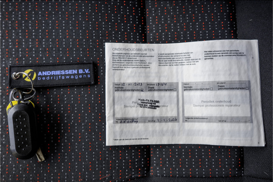 Peugeot Boxer 330 BlueHDi | Camera | Navigatie | Cruise | Airco | PDC | Euro 6