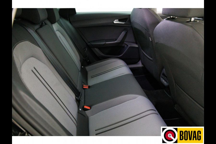 Seat Leon Sportstourer 1.0 eTSI Style 111 PK Automaat | Stoel- en Stuurverwaming | Navigatie | Achteruitrijcamera | Parkeersensoren V+A, App. connect, All season banden