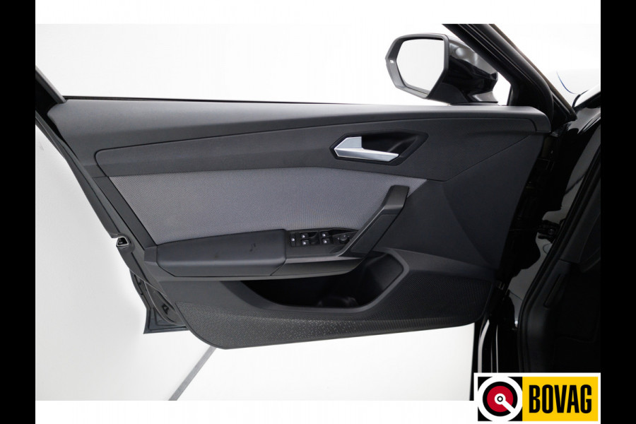 Seat Leon Sportstourer 1.0 eTSI Style 111 PK Automaat | Stoel- en Stuurverwaming | Navigatie | Achteruitrijcamera | Parkeersensoren V+A, App. connect, All season banden