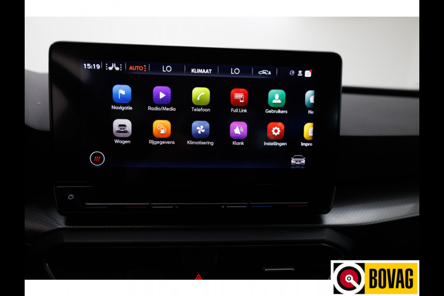 Seat Leon Sportstourer 1.0 eTSI Style 111 PK Automaat | Stoel- en Stuurverwaming | Navigatie | Achteruitrijcamera | Parkeersensoren V+A, App. connect, All season banden