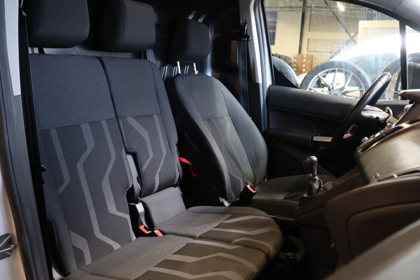 Ford Transit Connect 1.5 TDCI L2 | 3-Zitter | Camera | Navigatie | CarPlay | Cruise control | Trekhaak | Airco | Sortimo | NAP Logisch | Dealer onderhouden | Nieuwe APK