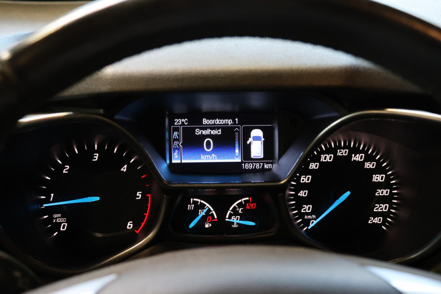 Ford Transit Connect 1.5 TDCI L2 | 3-Zitter | Camera | Navigatie | CarPlay | Cruise control | Trekhaak | Airco | Sortimo | NAP Logisch | Dealer onderhouden | Nieuwe APK