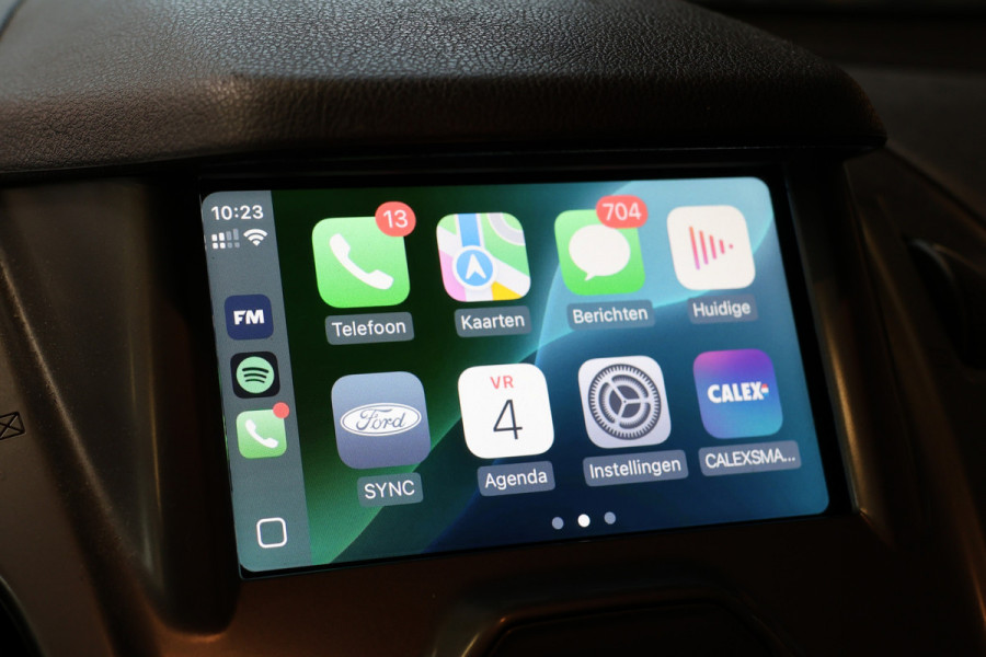 Ford Transit Connect 1.5 TDCI L2 | 3-Zitter | Camera | Navigatie | CarPlay | Cruise control | Trekhaak | Airco | Sortimo | NAP Logisch | Dealer onderhouden | Nieuwe APK