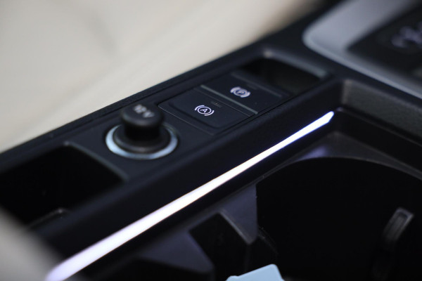 Audi Q3 Sportback 45 TFSI e S Line Competition / Memory / Elek Stoelen / Lane Assist / Open Panoramadak / Led / Virtual Cockpit