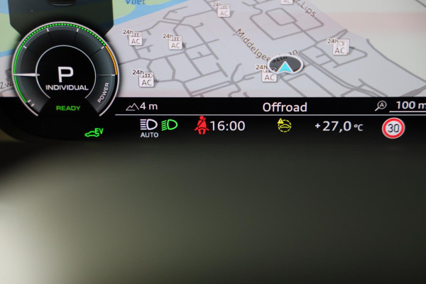 Audi Q3 Sportback 45 TFSI e S Line Competition / Memory / Elek Stoelen / Lane Assist / Open Panoramadak / Led / Virtual Cockpit