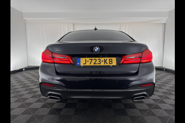 BMW 5 Serie 520d xDrive High Executive Aut. *PANO | FULL-LEATHER | FULL-LED | HEAD-UP | DIGI-COCKPIT | NAVI-FULLMAP | TOP-VIEW | MEMORY-PACK | ECC | PDC | CRUISE | 20''ALU | TOWBAR*