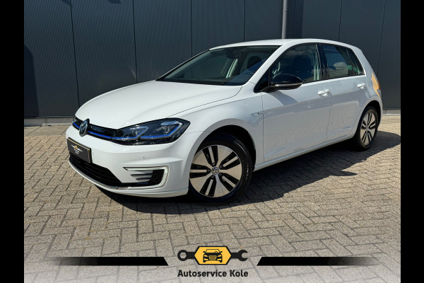 Volkswagen e-Golf E-Golf * Xenon led * Navigatie * PDC v+a *