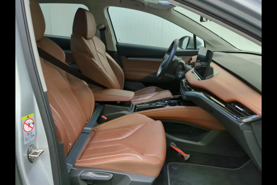Škoda ENYAQ iV 60 | Leder | Trekhaak | 21 Inch | Camera |