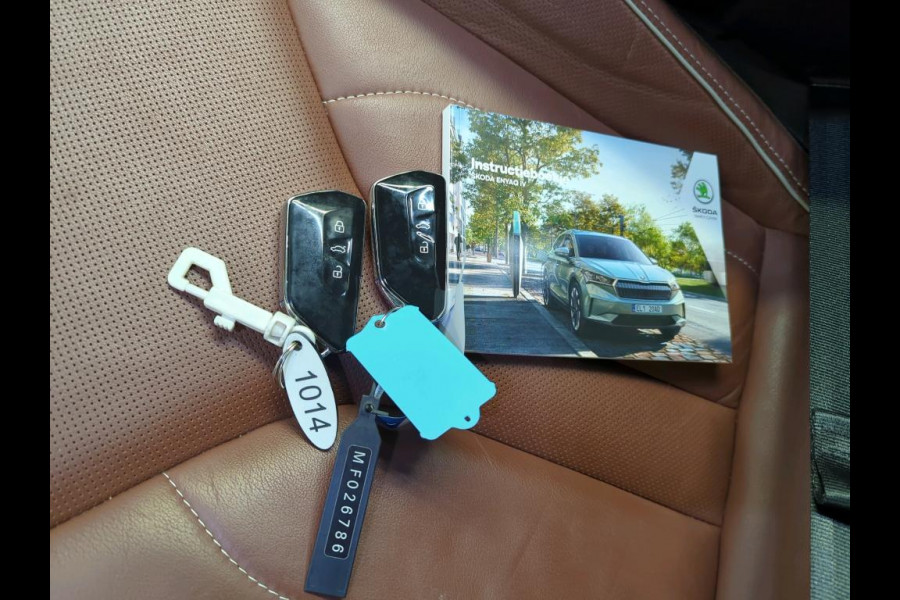 Škoda ENYAQ iV 60 | Leder | Trekhaak | 21 Inch | Camera |