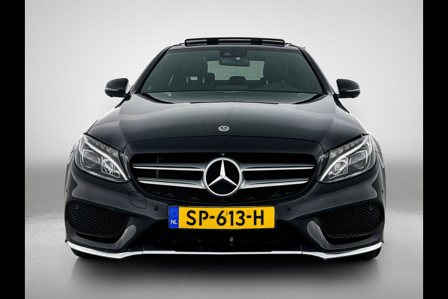 Mercedes-Benz C-Klasse 180 AMG Sport Edition (NL-auto, Panorama, Carplay, StoelV, Navigatie, Cruise Control, Etc)