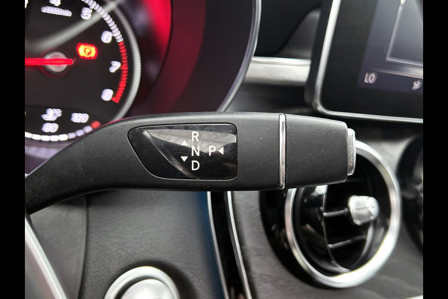 Mercedes-Benz C-Klasse 180 AMG Sport Edition (NL-auto, Panorama, Carplay, StoelV, Navigatie, Cruise Control, Etc)