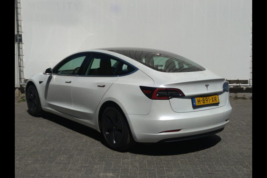 Tesla Model 3 Range Plus | Autopilot | Panorama | Leder | Navi | Camera |