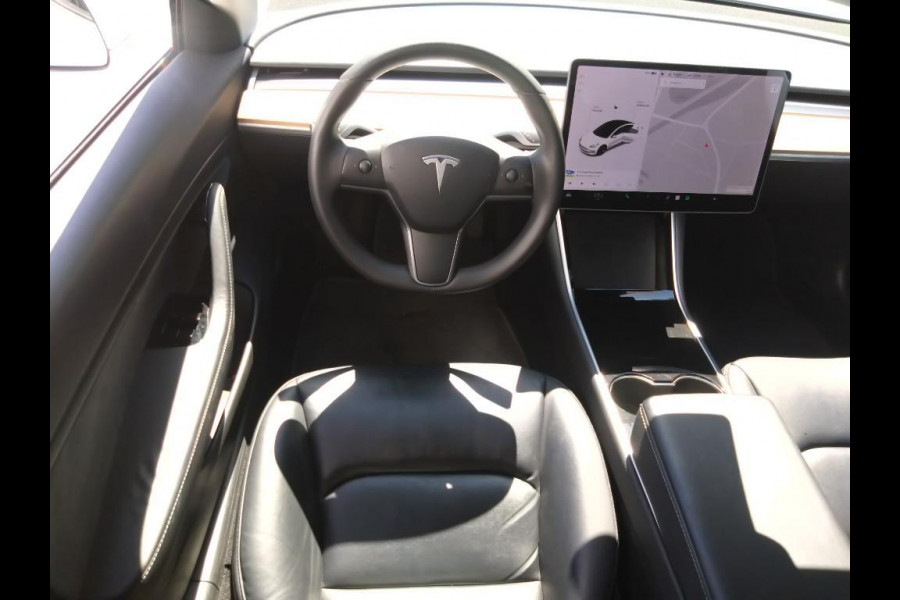 Tesla Model 3 Range Plus | Autopilot | Panorama | Leder | Navi | Camera |