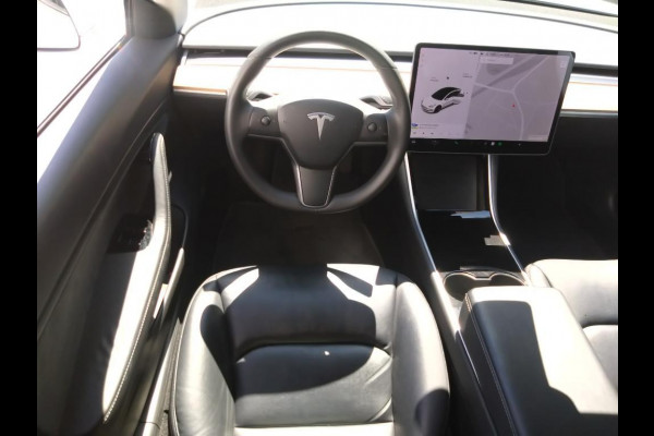 Tesla Model 3 Range Plus | Autopilot | Panorama | Leder | Navi | Camera |