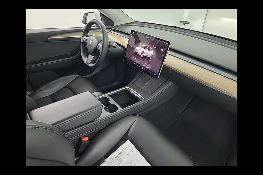 Tesla Model Y Range Plus | Autopilot | Panorama | Trekhaak |