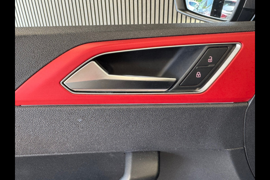 Volkswagen Polo 2.0 TSI GTI DSG AUT. PANORAMADAK VIRTUAL COCKPIT APPLE CARPLAY ACC NAVIGATIE CAMERA AIRCO CRUISE PDC
