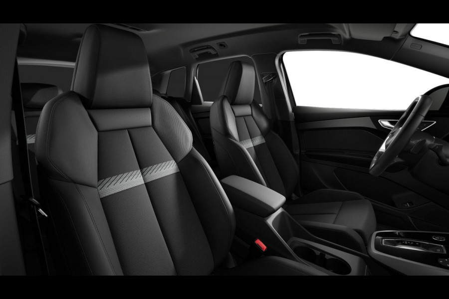 Audi Q4 e-tron 40 Advanced edition 63 kWh 204pk | Achteruitrijcamera | Assistentiepakket plus | Optiekpakket zwart plus | Privacy glas | Adaptive cruise control |