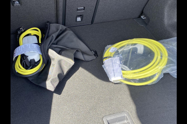 Volkswagen ID.5 Pro 77 kWh MEMORY SEAT | PANO | 360 CAMERA