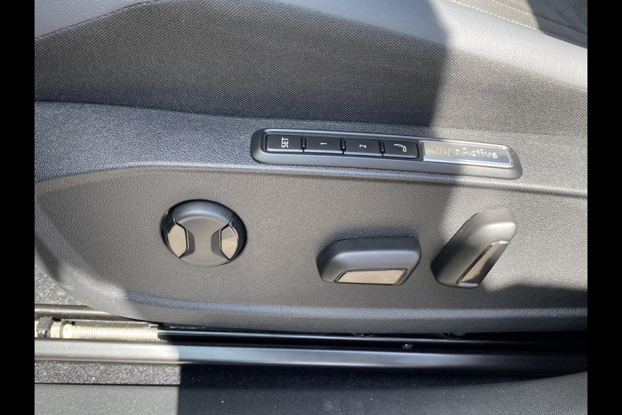Volkswagen ID.5 Pro 77 kWh MEMORY SEAT | PANO | 360 CAMERA