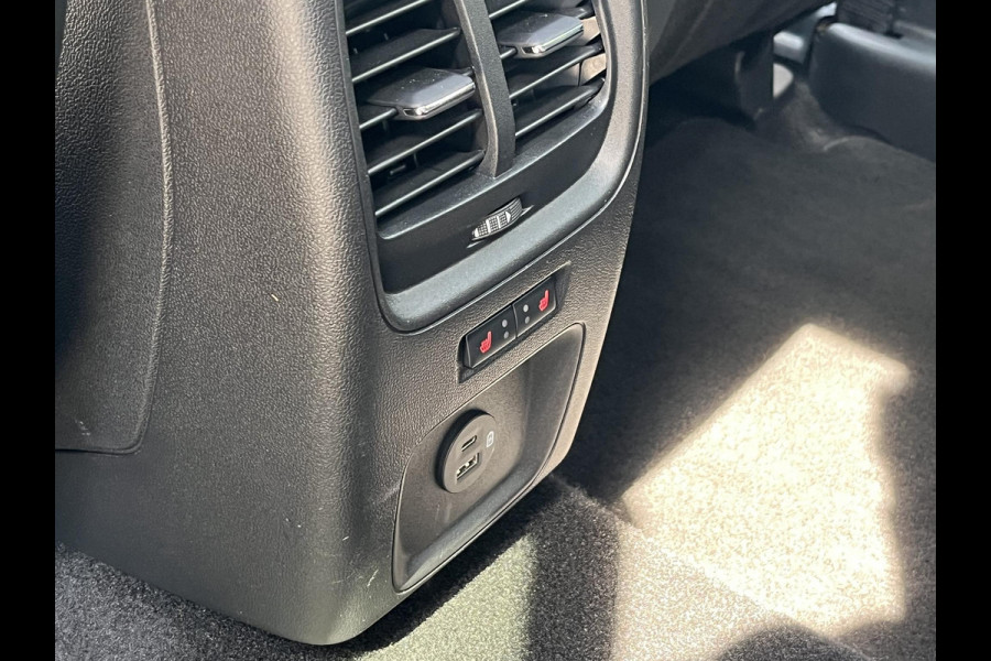 Ford Kuga 2.5 PHEV Vignale 225pk | SCI Panoramadak | Winter Pack | Adaptive Cruise Control | BLIS | Head-up Display | Elek. Kofferklep |
