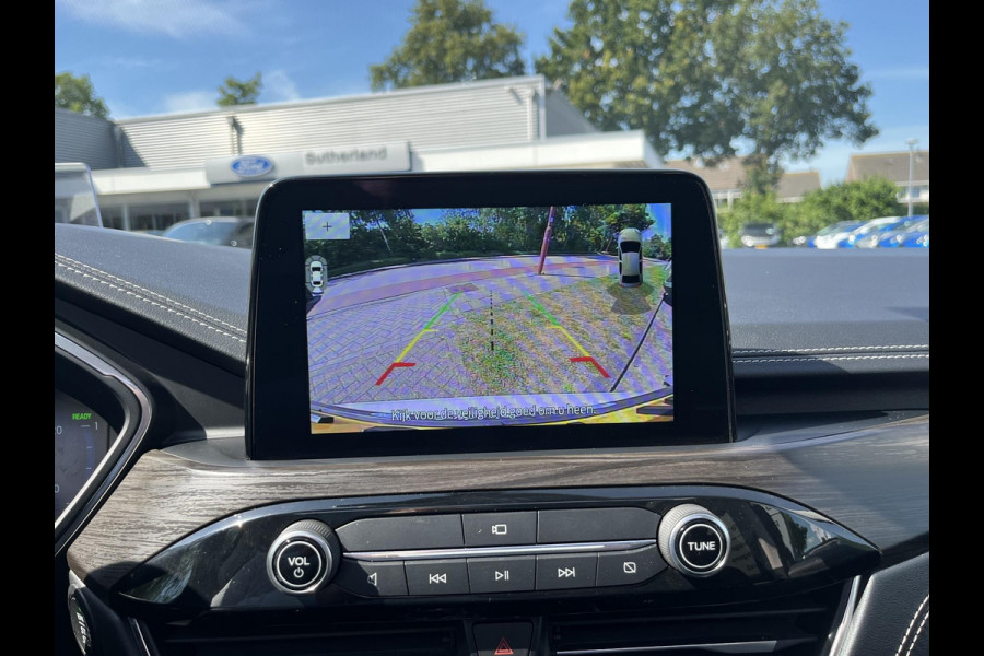 Ford Kuga 2.5 PHEV Vignale 225pk | SCI Panoramadak | Winter Pack | Adaptive Cruise Control | BLIS | Head-up Display | Elek. Kofferklep |