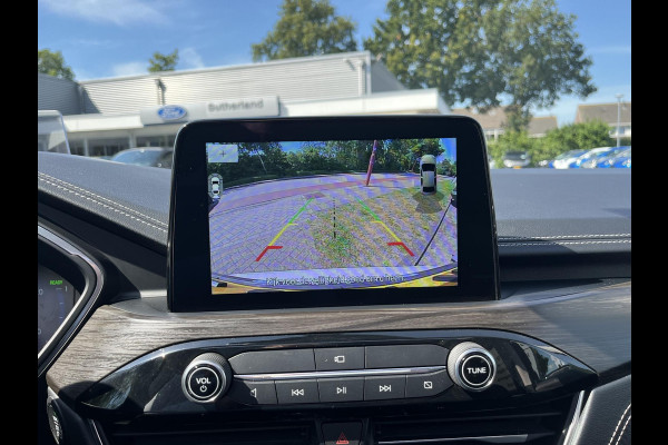 Ford Kuga 2.5 PHEV Vignale 225pk | SCI Panoramadak | Winter Pack | Adaptive Cruise Control | BLIS | Head-up Display | Elek. Kofferklep |
