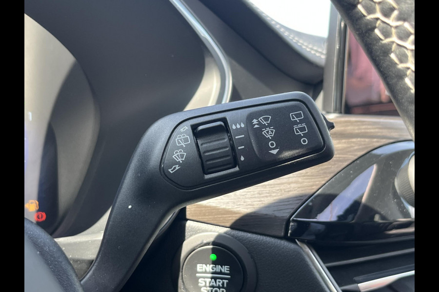 Ford Kuga 2.5 PHEV Vignale 225pk | SCI Panoramadak | Winter Pack | Adaptive Cruise Control | BLIS | Head-up Display | Elek. Kofferklep |