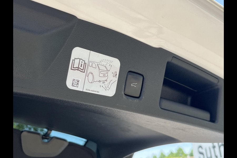 Ford Kuga 2.5 PHEV Vignale 225pk | SCI Panoramadak | Winter Pack | Adaptive Cruise Control | BLIS | Head-up Display | Elek. Kofferklep |