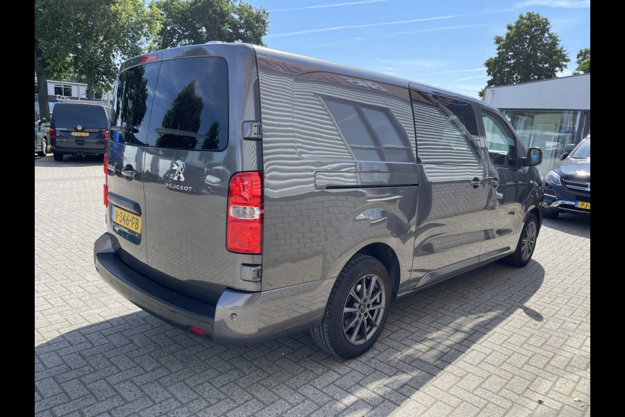 Peugeot Expert 231 L3H1 2.0 BlueHDI 150pk DC 5 persoons Premium / vaste prijs rijklaar € 13.950 ex btw / airco / cruise control / navigatie / grijs metallic / achteruit rijcamera !