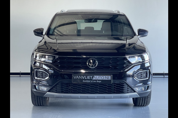 Volkswagen T-Roc 1.5 TSI Sport Business R / AUTOMAAT / Camera / Panorama Dak / Live Cockpit