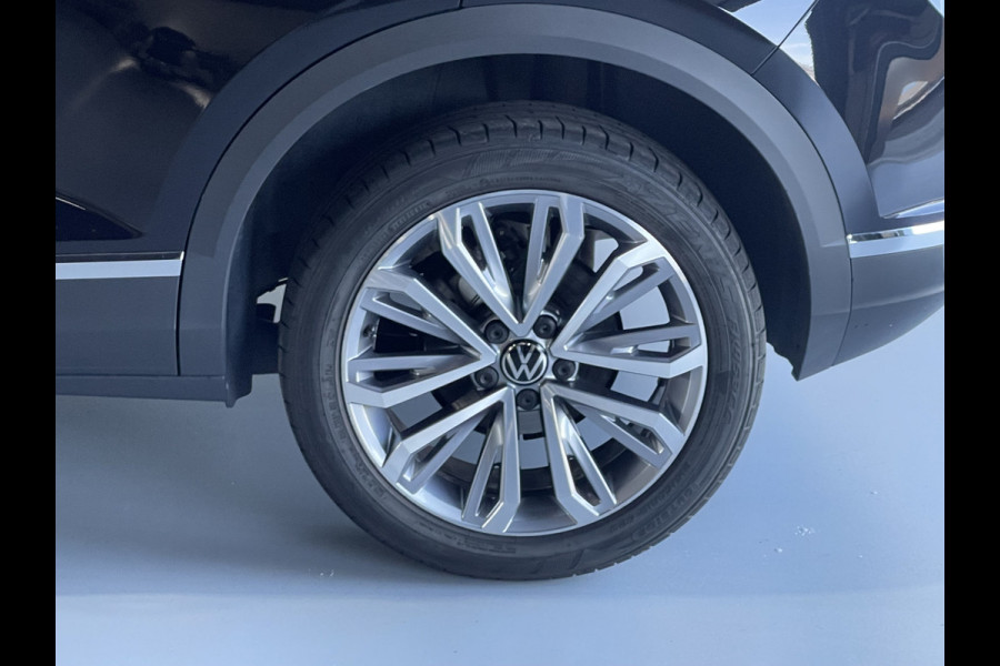 Volkswagen T-Roc 1.5 TSI Sport Business R / AUTOMAAT / Camera / Panorama Dak / Live Cockpit