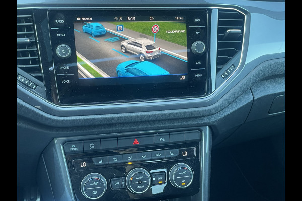 Volkswagen T-Roc 1.5 TSI Sport Business R / AUTOMAAT / Camera / Panorama Dak / Live Cockpit