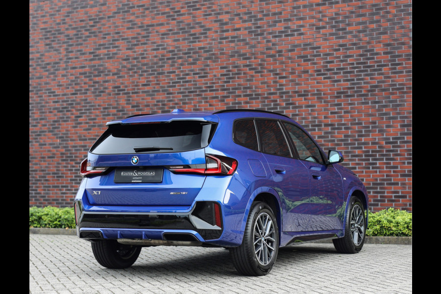 BMW X1 s-Drive 18i | Trekhaak - Premium